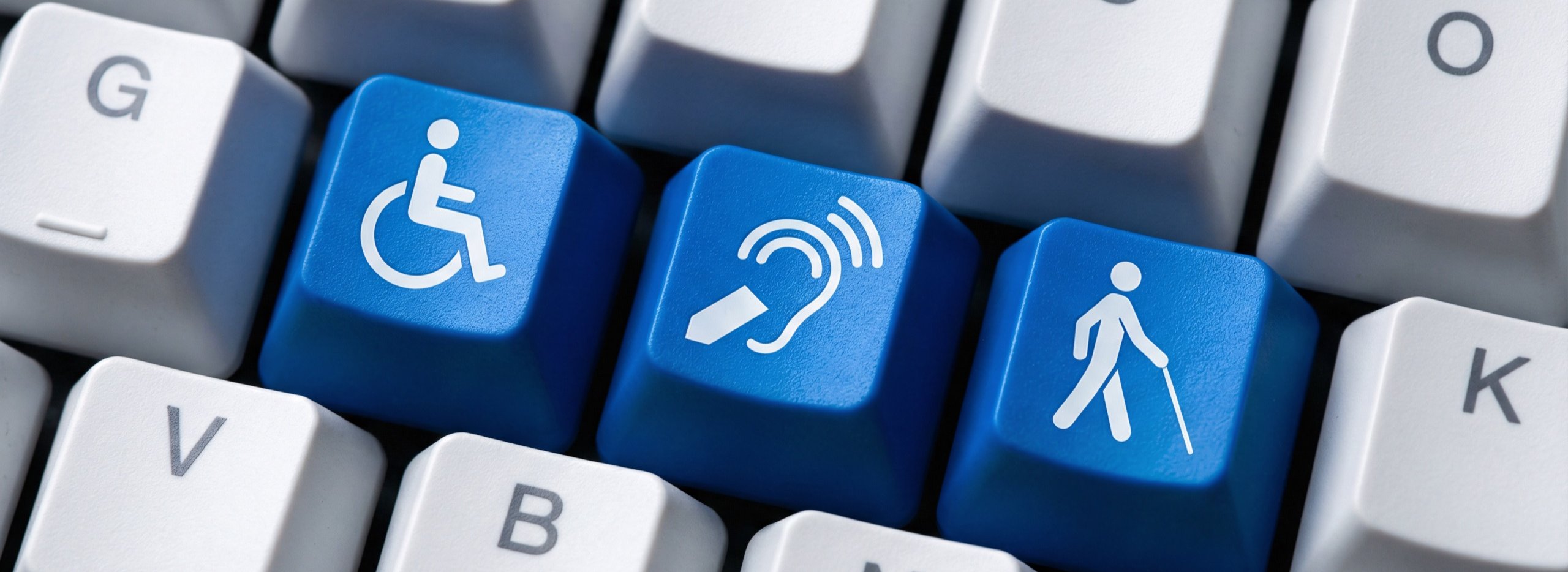 Digitale Barrierefreiheit – Tastatur mit Symbolen für barrierefreien Zugang